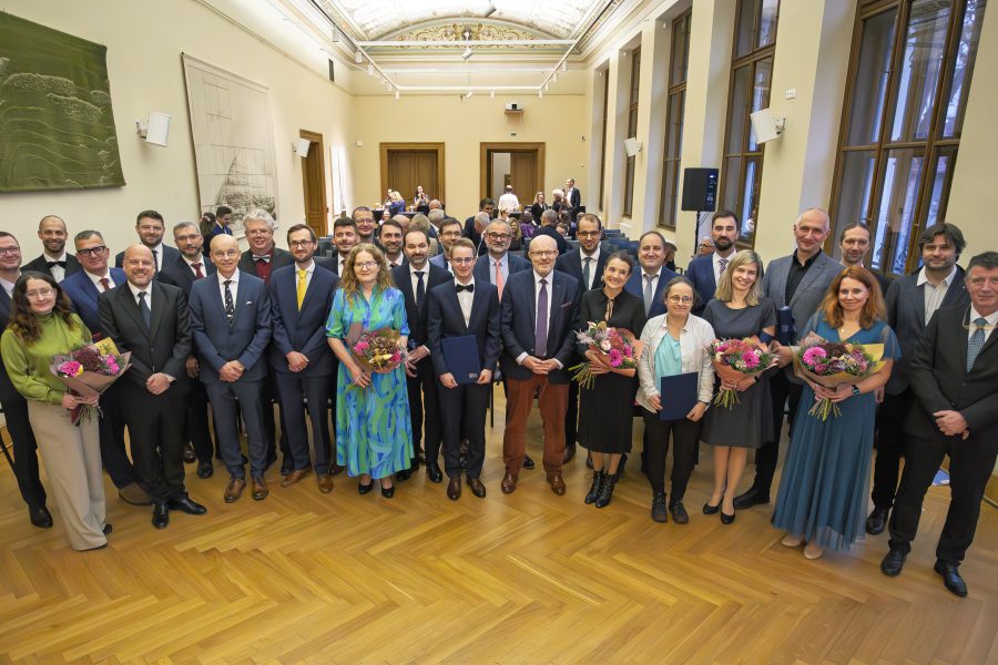 Cenu ministra zdravotnictví získaly hned tři výzkumy z VFN!