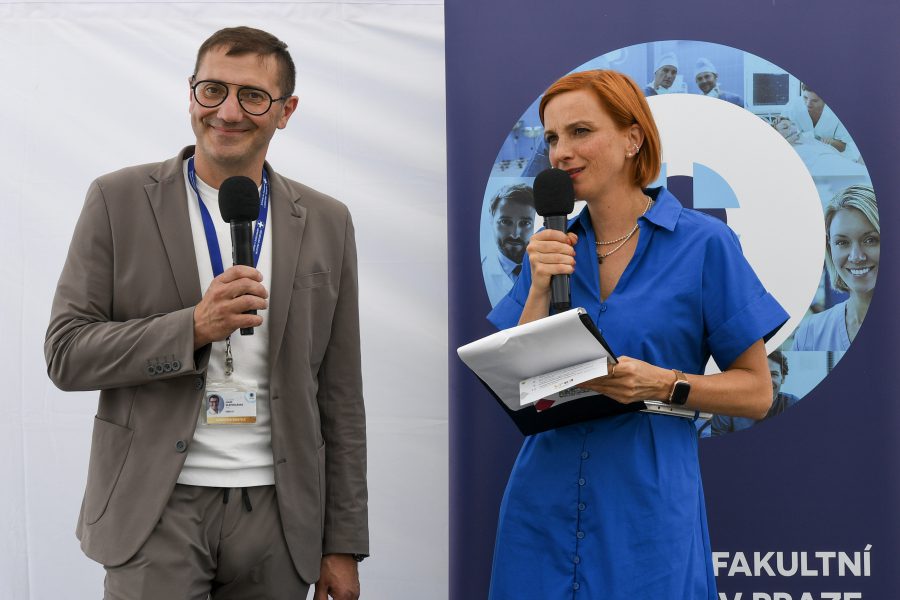 Míša Maurerová: Z jeviště mezi bílé pláště