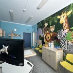 Dětské oddělení urologické kliniky ožilo postavami z filmů Walta Disneye