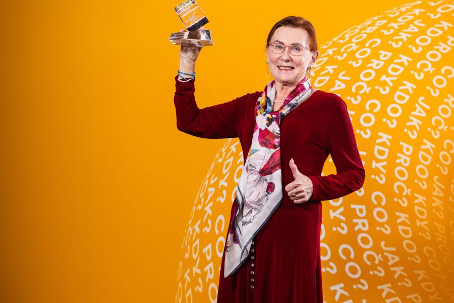 „Potřebujeme rozšířit řady odvážných,“ vidí budoucnost úspěšného boje s roztroušenou sklerózou prof. Eva Kubala Havrdová