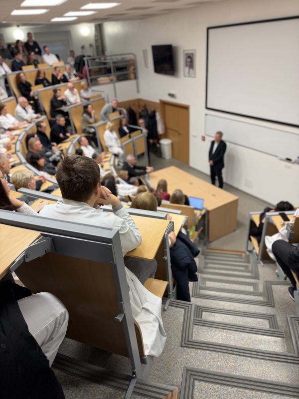 Nový ředitel VFN: Ján Dudra sází na dialog, kontinuitu a postupné změny