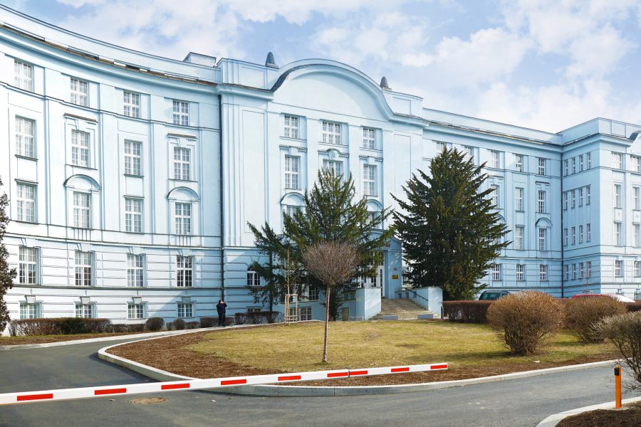 Představení nových přednostů a primářů po rozdělení Ústavu soudního lékařství a toxikologie