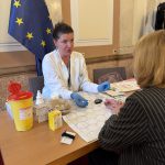 Zdravotníci z VFN ordinovali na Úřadu vlády ČR a naše FTO získalo 12 litrů krve!