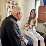 Pacienti před a po radikální prostatektomii potřebují péči fyzioterapeuta