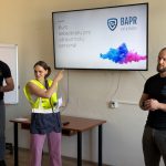 Zvládání mimořádných a konfliktních situací patří k dovednostem, které se učíme v našich kurzech